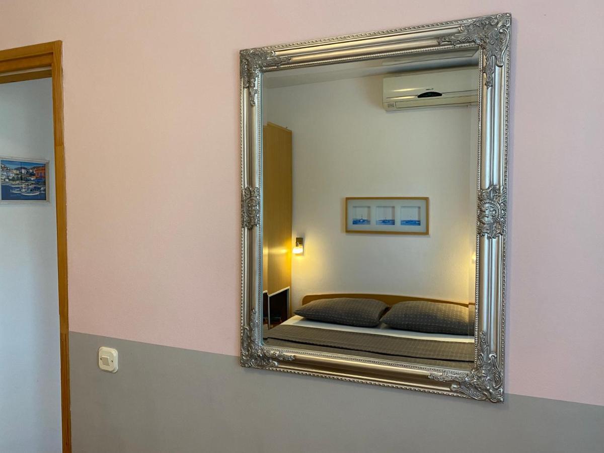 Apartments Lumbarda Beach Kültér fotó