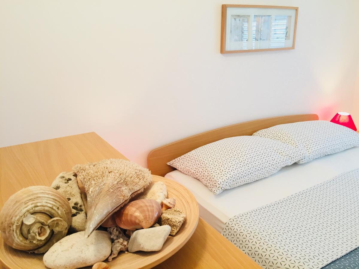 Apartments Lumbarda Beach Kültér fotó