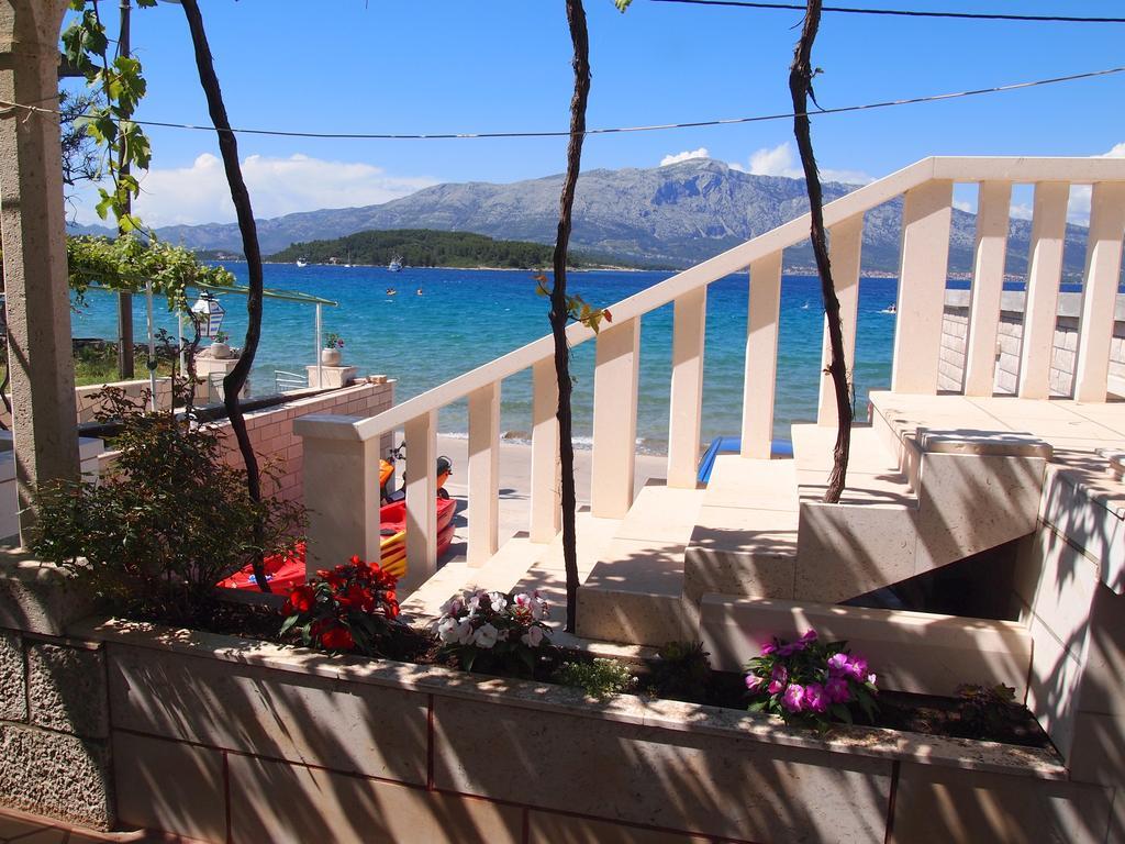 Apartments Lumbarda Beach Kültér fotó